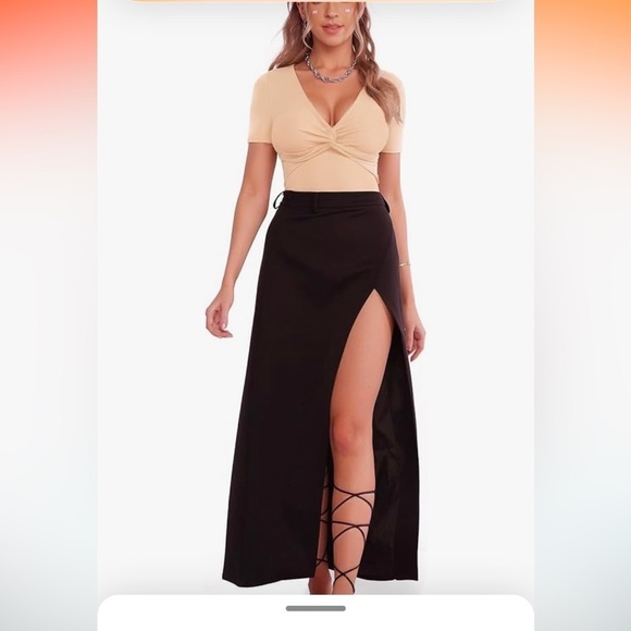 NWT MANGOPOP Women's Sexy Twist Front Deep V Neck Short Sleeve Bodysuit M - Picture 3 of 7